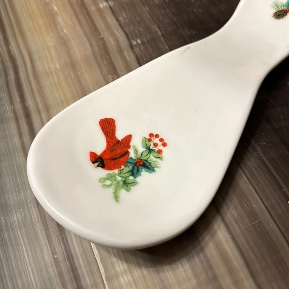 Royal Norfolk Ceramic Red Cardinal Pinecone Design Spoon Rest Christmas Holiday